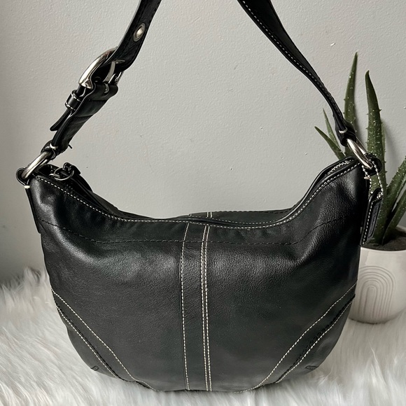 Coach Handbags - Coach Crescent Moon Hobo Black Leather Bag 10032